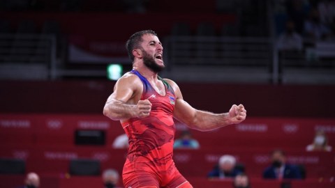 Güləşçimiz dünya çempionu oldu