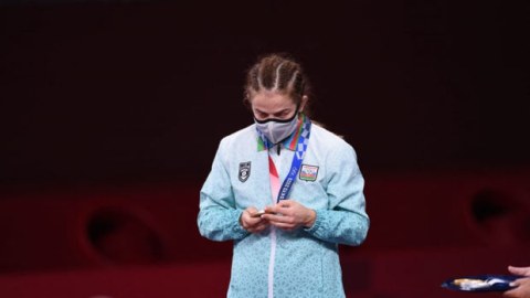 Mariya Stadnikin medalı oğurlandı