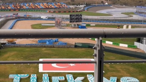 Formula yarışlarına görə İstanbulda otellərdə yer qalmayıb - FOTO