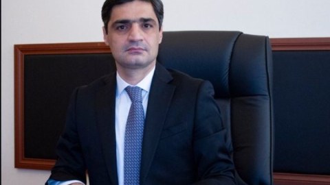 Sabiq nazir müavinin cəzası yarıbayarı azaldıldı