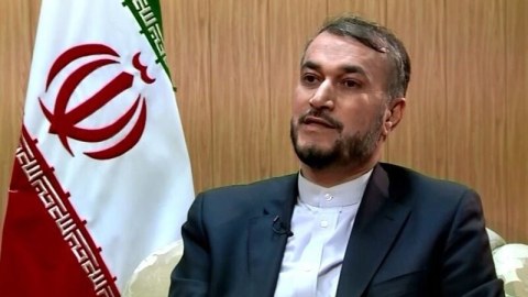 İranın xarici işlər naziri Bakıya GƏLİR