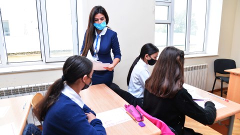 Bakıda şagirdlərin diaqnostik qiymətləndirilməsi başlayıb