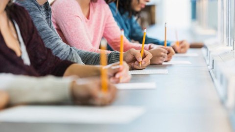 Peşə məktəblərinin yeni statusu nə vəd edir?