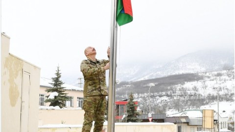 Bayrağımız Hadrutda dalğalanır