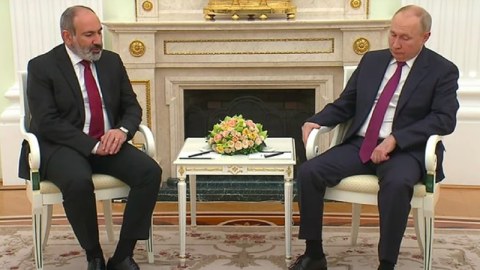 Putin-Paşinyan görüşü BAŞLADI