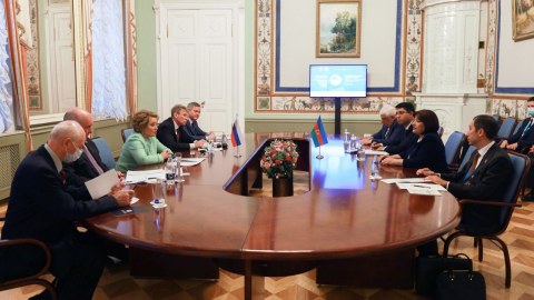 Sahibə Qafarova Matviyenko ilə görüşdü