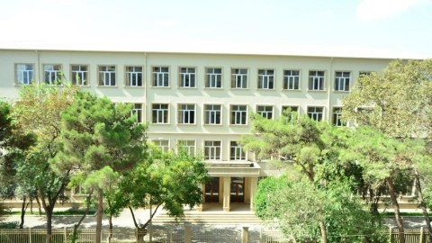 Humanitar Fənlər Gimnaziyası BAĞLANDI