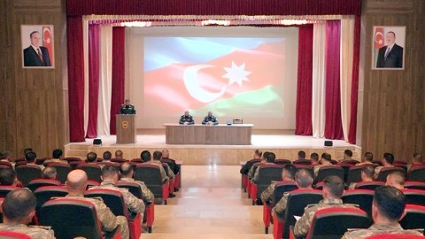 Naxçıvanda komandir hazırlığı məşğələləri - VİDEO