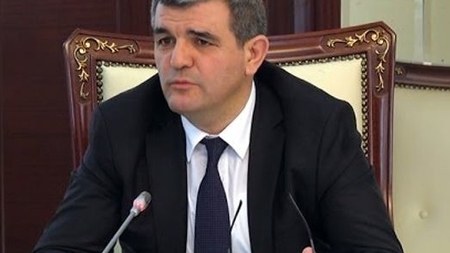 Yeni gələn nazirlər vəzifəyə öz adamlarını təyin edir