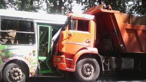 Yük maşınlarını qəzalardan qorumaq üçün bu qurğudan istifadə edilməlidir - Taxoqraf nədir?