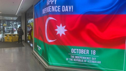 Azərbaycanla bağlı məlumatlar London bilbordlarında