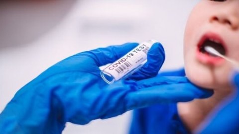 “Narahatlıq hiss edən bütün uşaqlardan test götürülməlidir”