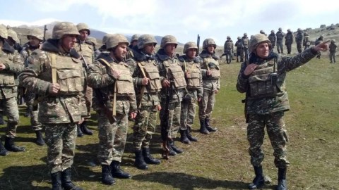 Ermənistan Müdafiə Nazirliyində kütləvi İXTİSARLAR