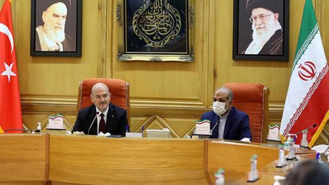 Süleyman Soylu ilə iranlı həmkarı arasında görüş