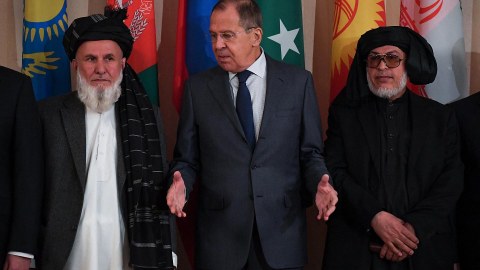 Rusiya “Taliban”ı tanımaq üçün vaxt istədi