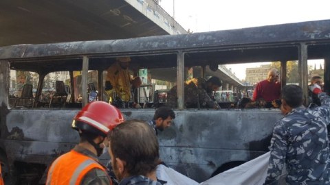 Şəhərin mərkəzində partlayış: 14 hərbçi öldü