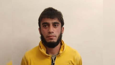 Azyaşlıya qarşı soyğunçuluq edən şəxs saxlanıldı