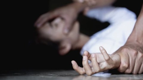 Taksi sürücüsü məktəbli qıza təcavüzə cəhd etdi