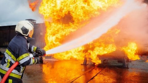 Azərbaycanda baş verən yanğınlarda 24 nəfər ÖLÜB 