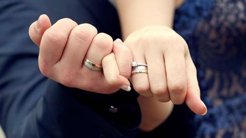 Azərbaycanda nikah bağlayan bәy vә gәlinlərin yaşı: gənclər, dullar, ağsaqqal və ağbirçəklər...  