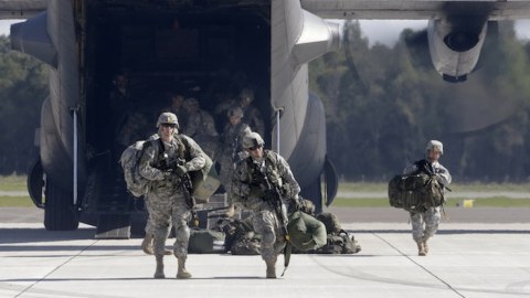 NATO-dan Baltikyanı ölkələrdə növbəti aviabaza