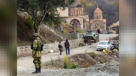 “Siz bizi Xudavəngə buraxın, biz də sizi Ağdabana” – Erməni kilsəsindən TƏKLİF