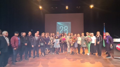 “28” sənədli filmi Haaqada
