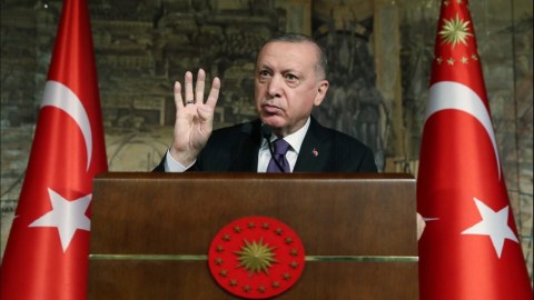 10 “arzuolunmaz şəxs”: Hansı səfirlər Türkiyəni tərk edib? 