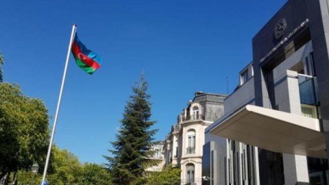 Azərbaycan Müqəddəs taxt-tacda səfirlik açır