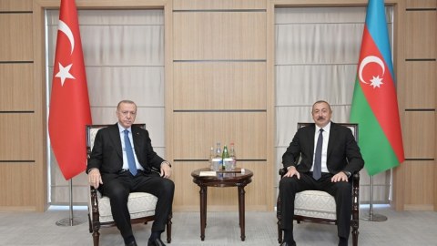 Prezident: “Şuşa Bəyannaməsi əlaqələrimizi rəsmən müttəfiqlik səviyyəsinə qaldırdı”