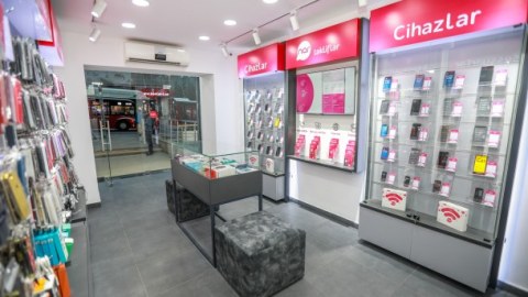 “Nar” daha bir mərkəzini yenilədi