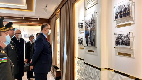 Türkiyəli rektor xüsusi təyinatlı təhsil müəssisələrində - FOTO