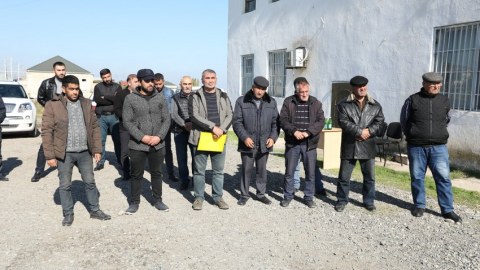"Azəriqaz" rəsmiləri Siyəzəndə