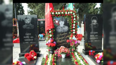 Gəncədə şəhidlər anıldı - FOTO