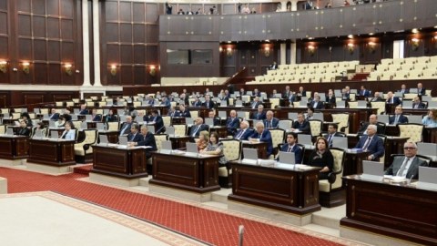 Deputatlar sığortalanacaq