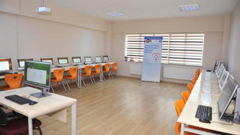 BMU-da CRENG laboratoriyası