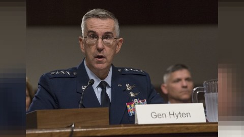 “Nə Çinlə, nə də Rusiya ilə müharibə istəmirik” – Amerikalı general