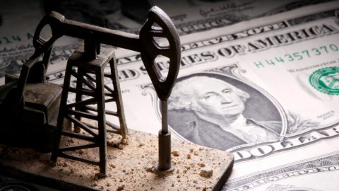 Gələn ilin büdcəsində neftin qiyməti 50 dollar müəyyən edilib