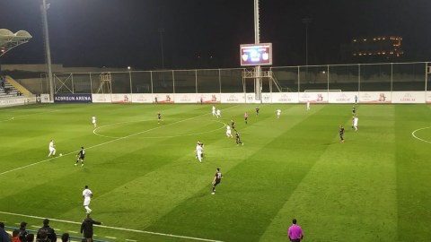 "Qarabağ" "Neftçi"ni darmadağın etdi