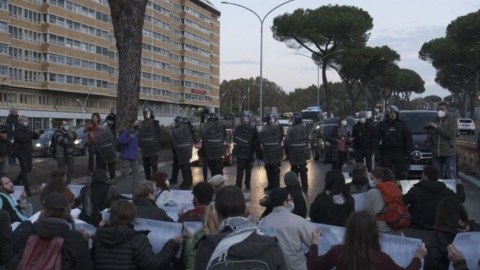 İtaliyada G20 sammiti ərəfəsində aksiya