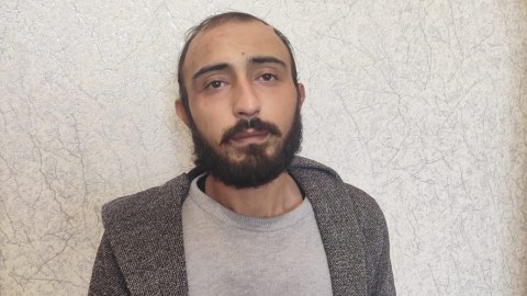 Vətəndaşdan pul tələb edən 