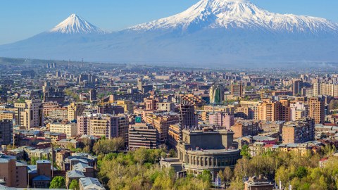5 ölkənin baş naziri İrəvana TOPLAŞIR
