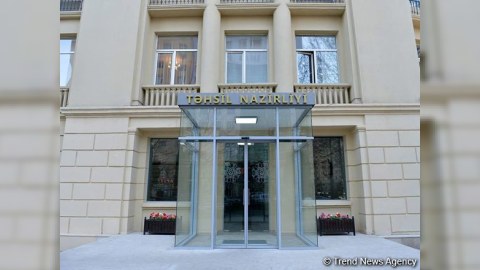 Məktəblərin tamamilə distant təhsilə keçməsi gündəmdə deyil – NAZİRLİK