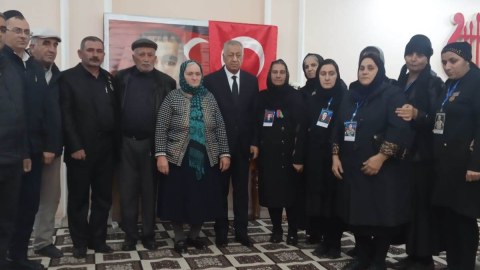 Deputat şəhidin anım günündə