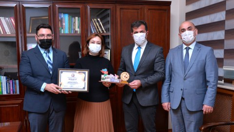“Firudin bəy Köçərli” mükafatı BŞTİ müdirinə təqdim edildi - FOTO