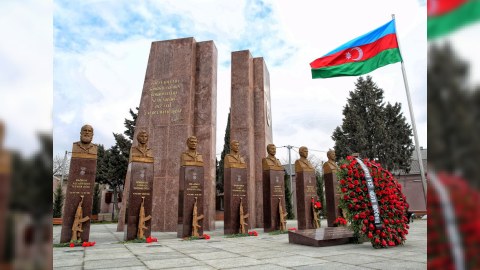 Qəhrəmanların adı verilən paytaxt məktəbləri