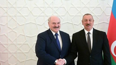 Lukaşenko Əliyevə zəng etdi - Qələbəmizi ALQIŞLADI