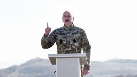 “Kimsə onların dərsini verməli idi, ya yox?” - Prezident
