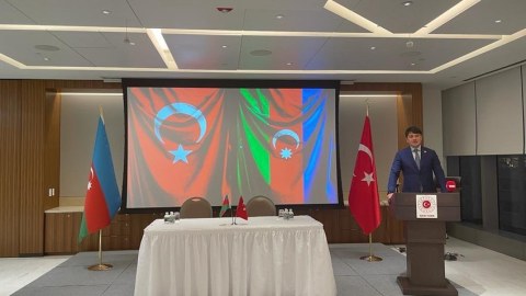 Fuad Muradov Nyu-Yorkda türk icmasının nümayəndələri ilə görüşüb