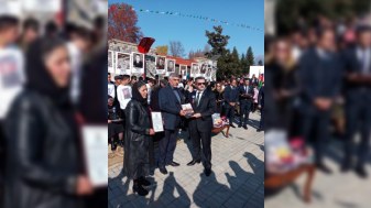 Novruz Aslanov Zəfər Günündə sakinlərlə - FOTOLAR